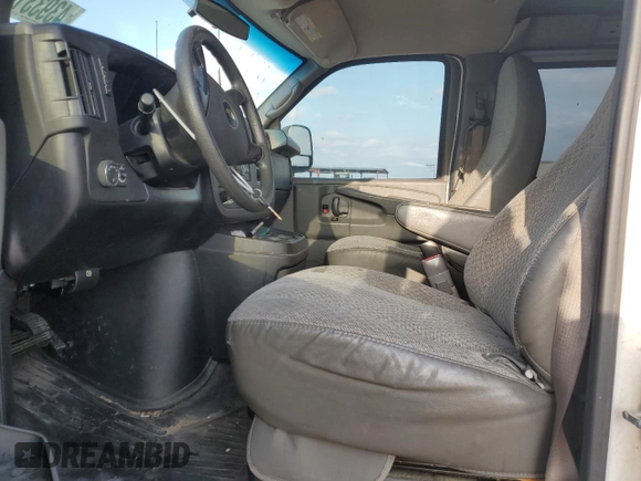 2012 Chevrolet Express Cargo Van with VIN 1GCWGGCA4C1134267, listed as a Copart auction lot 43933135 with 199,207 mi miles and Salvage Title. Bid and sale history available at carsss.com. Image 7.