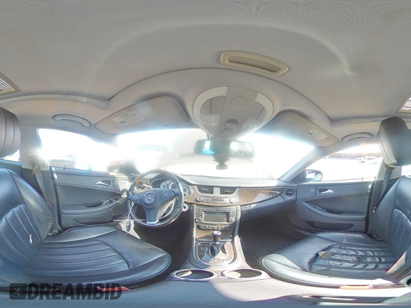 2010 Mercedes-Benz CLS 550 с VIN WDDDJ7CB6AA165122, выставлен на аукционе Copart как лот 62373705 с пробегом 64 147 миль миль и Списание • Salvage title. История ставок и продаж доступна на DreamBid. Изображение 14.