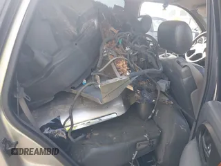 2002 GMC Envoy SLE z VIN 1GKDS13S122357410, wystawiony jako IAAI lot #42355556 z przebiegiem Nie podano mil oraz . Historia ofert i sprzedaży dostępna na DreamBid. Obrazek 8.