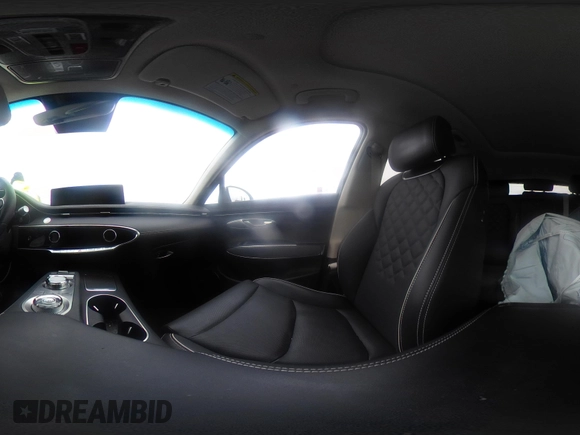 2023 Genesis GV70 Advanced z VIN 5NMMCET18PH000249, wystawiony jako IAAI lot #42013729 z przebiegiem 22 282 mil mil oraz . Historia ofert i sprzedaży dostępna na DreamBid. Obrazek 18.