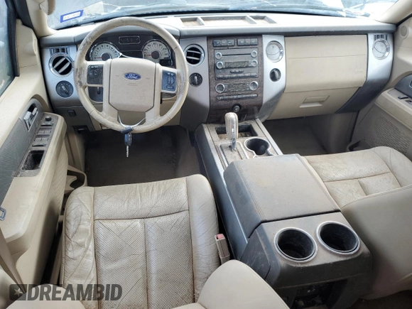 2013 Ford Expedition XLT z VIN 1FMJU1J53DEF03034, wystawiony jako Copart lot #51497475 z przebiegiem 167 738 mil mil oraz Szkoda całkowita • Salvage title. Historia ofert i sprzedaży dostępna na DreamBid. Obrazek 8.