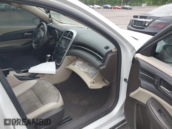 2015 Chevrolet Malibu LT with VIN 1G11C5SL2FU117055, listed as a IAAI auction lot 42128387 with Not Provided miles and . Bid and sale history available at DreamBid. Image 5.