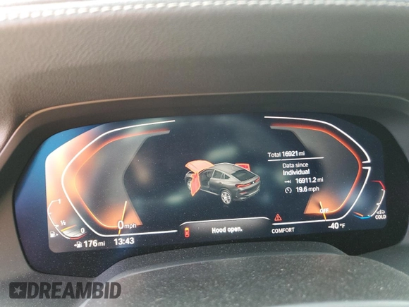 2023 BMW X6 xDrive40i z VIN 5UXCY6C02P9P43834, wystawiony jako Copart lot #85347614 z przebiegiem 16 921 mil mil oraz Szkoda całkowita • Salvage title. Historia ofert i sprzedaży dostępna na DreamBid. Obrazek 9.