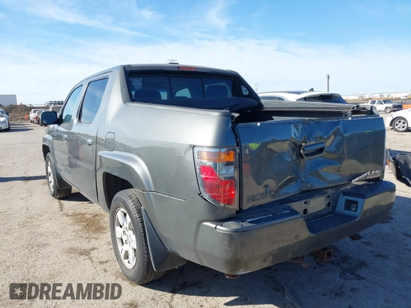 2007 Honda Ridgeline RTL z VIN 2HJYK16547H526249, wystawiony jako IAAI lot #41769625 z przebiegiem 173 168 mil mil oraz . Historia ofert i sprzedaży dostępna na DreamBid. Obrazek 3.