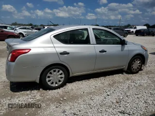 2016 Nissan Versa S z VIN 3N1CN7AP3GL859294, wystawiony jako Copart lot #57069925 z przebiegiem 124 928 mil mil oraz Czysty tytuł • Clean title. Historia ofert i sprzedaży dostępna na DreamBid. Obrazek 3.