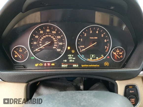 2014 BMW 3 Series 328i xDrive with VIN WBA3B3C52EJ981592, listed as a Copart auction lot 81145484 with 86,247 mi miles and Salvage Title. Bid and sale history available at carsss.com. Image 9.