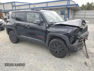 2018 Jeep Renegade Trailhawk with VIN ZACCJBCB3JPH19015, listed as a Copart auction lot 51107615 with 57,517 mi miles and Salvage title. Bid and sale history available at DreamBid. Image 4.