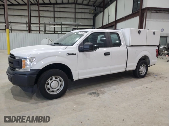 2018 Ford F-150 XL with VIN 1FTEX1C53JKF06295, listed as a Copart auction lot 52357615 with 166,056 mi miles and Clean Title. Bid and sale history available at carsss.com. Image 1.