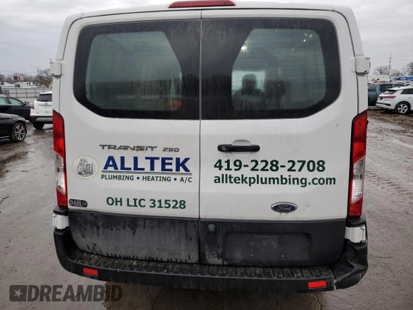 2021 Ford Transit Cargo с VIN 1FTBR1Y84MKA43992, выставлен на аукционе Copart как лот 54079785 с пробегом 66 124 миль миль и Списание • Salvage title. История ставок и продаж доступна на DreamBid. Изображение 6.
