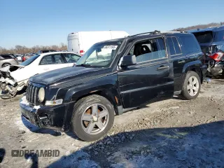 2007 Jeep Patriot Limited z VIN 1J8FF48W97D285270, wystawiony jako Copart lot #46371165 z przebiegiem 178 919 mil mil oraz Czysty tytuł • Clean title. Historia ofert i sprzedaży dostępna na DreamBid. Obrazek 1.