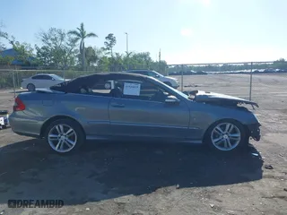 2006 Mercedes-Benz CLK-Class 3.5L with VIN WDBTK56G96T067775, listed as a IAAI auction lot 41926029 with 176,138 mi miles. Bid and sale history available at carsss.com. Image 13.