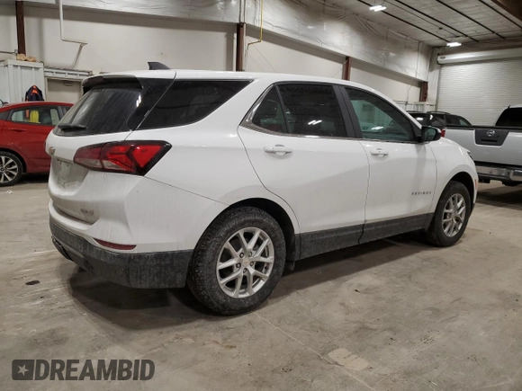 2024 Chevrolet Equinox LT with VIN 3GNAXUEG7RS105452, listed as a Copart auction lot 43388575 with 32,042 mi miles and Non Repairable. Bid and sale history available at carsss.com. Image 3.