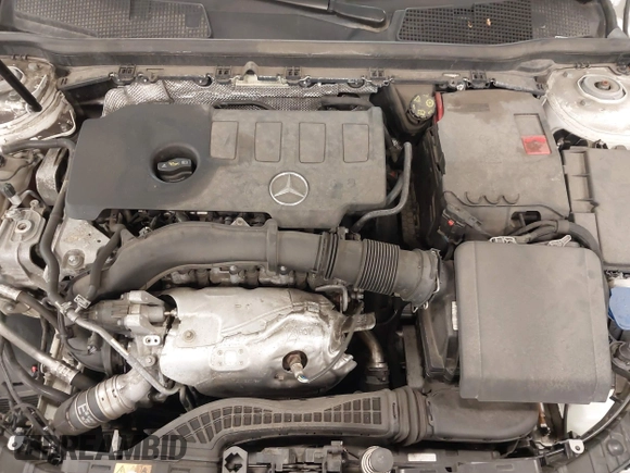 2021 Mercedes-Benz A 220 z VIN W1K3G4FB4MJ305001, wystawiony jako IAAI lot #41755631 z przebiegiem 74 322 mil mil oraz . Historia ofert i sprzedaży dostępna na DreamBid. Obrazek 10.