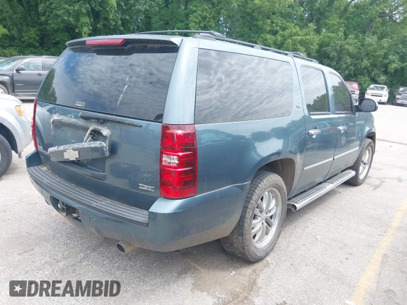 2008 Chevrolet Suburban LTZ with VIN 3GNFK16368G198691, listed as a IAAI auction lot 42305176 with 273,814 mi miles and . Bid and sale history available at DreamBid. Image 4.