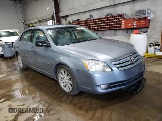 2007 Toyota Avalon XL z VIN 4T1BK36B77U218125, wystawiony jako Copart lot #56042525 z przebiegiem 197 123 mil mil oraz Szkoda całkowita • Salvage title. Historia ofert i sprzedaży dostępna na DreamBid. Obrazek 4.