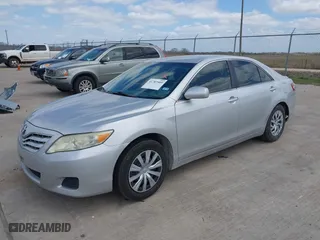 2010 Toyota Camry with VIN 4T1BF3EK2AU078627, listed as a IAAI auction lot 41787909 with 118,621 mi miles. Bid and sale history available at carsss.com. Image 2.