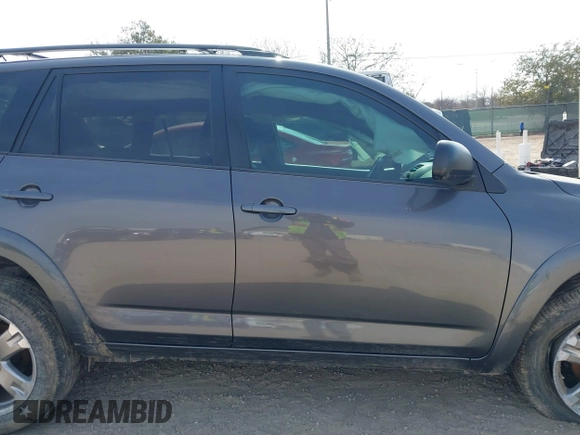 2010 Toyota RAV4 Sport with VIN 2T3WK4DV8AW006823, listed as a IAAI auction lot 41565615 with 187,540 mi miles. Bid and sale history available at carsss.com. Image 12.