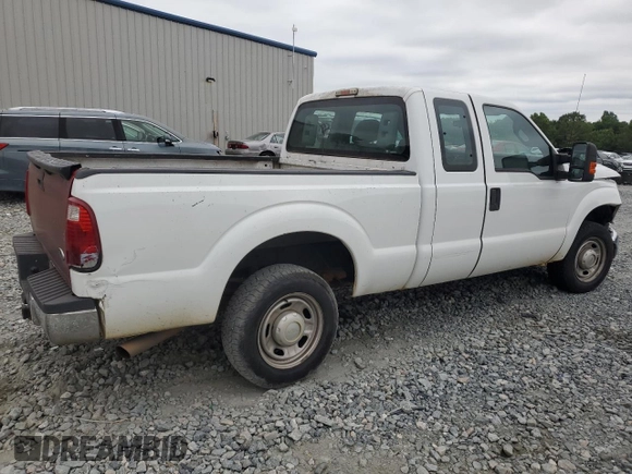 2014 Ford F-250 XLT with VIN 1FT7X2A65EEA98638, listed as a Copart auction lot 60948084 with 319,812 mi miles and Salvage title. Bid and sale history available at DreamBid. Image 3.