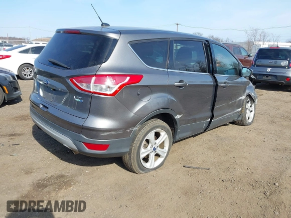 2013 Ford Escape SE with VIN 1FMCU9GX8DUD58286, listed as a IAAI auction lot 41797161 with 189,467 mi miles. Bid and sale history available at carsss.com. Image 4.