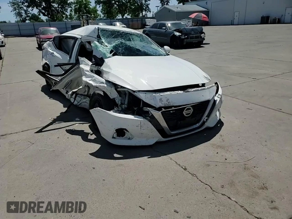 2019 Nissan Altima S z VIN 1N4BL4BV7KC158083, wystawiony jako Copart lot #56957685 z przebiegiem 101 419 mil mil oraz Szkoda całkowita • Salvage title. Historia ofert i sprzedaży dostępna na DreamBid. Obrazek 13.