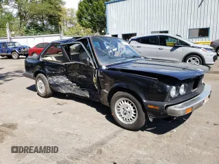 1987 BMW 3 Series 325 with VIN WBAAB5407H9692655, listed as a Copart auction lot 68127684 with 271,481 mi miles and Salvage Title. Bid and sale history available at carsss.com. Image 4.