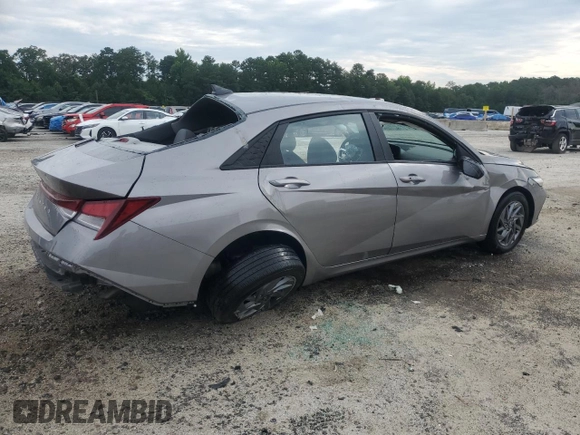 2024 Hyundai Elantra SEL with VIN KMHLM4DG9RU780274, listed as a Copart auction lot 62518085 with 33,363 mi miles and Non repairable. Bid and sale history available at DreamBid. Image 3.