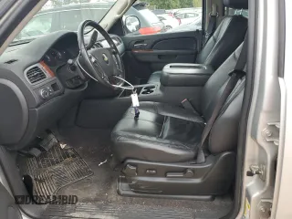 2010 Chevrolet Avalanche LT with VIN 3GNNCFE0XAG270978, listed as a Copart auction lot 75644504 with 136,970 mi miles and Salvage Title. Bid and sale history available at carsss.com. Image 7.