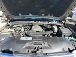 2006 GMC Yukon SLT with VIN 1GKEK13Z16R138445, listed as a Copart auction lot 89165475 with 207,196 mi miles and Salvage Title. Bid and sale history available at carsss.com. Image 13.