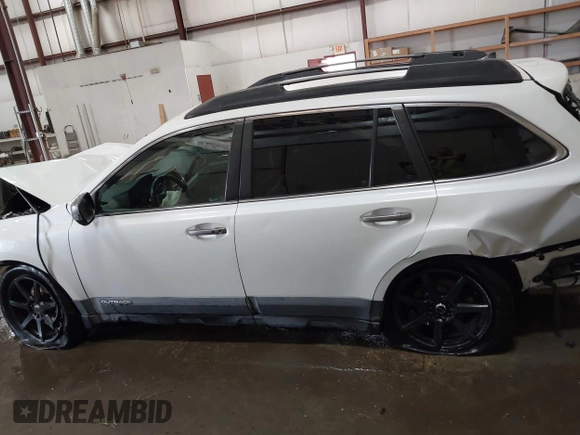 2014 Subaru Outback Limited with VIN 4S4BRDPC6E2255250, listed as a IAAI auction lot 42126023 with 106,388 mi miles and . Bid and sale history available at DreamBid. Image 15.