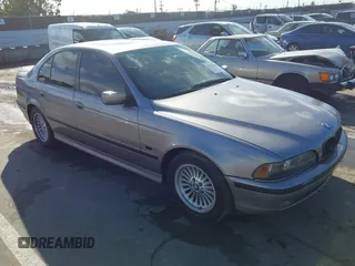 1998 BMW 5 Series 540iA with VIN WBADE6320WBW62206, listed as a IAAI auction lot 41742366 with 152,996 mi miles. Bid and sale history available at carsss.com. Image 1.
