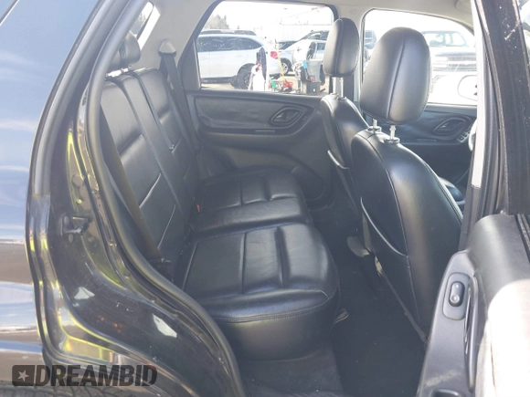 2005 Ford Escape Limited с VIN 1FMYU94125KA49934, выставлен на аукционе IAAI как лот 41735243 с пробегом 118 041 миль миль и . История ставок и продаж доступна на DreamBid. Изображение 8.