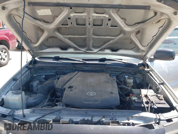 2010 Toyota Tacoma PreRunner z VIN 3TMJU4GN3AM098103, wystawiony jako IAAI lot #41981209 z przebiegiem 218 329 mil mil oraz . Historia ofert i sprzedaży dostępna na DreamBid. Obrazek 10.