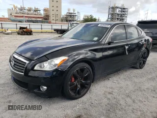 2013 Infiniti M z VIN JN1BY1AP8DM510147, wystawiony jako Copart lot #58264055 z przebiegiem Nie podano mil oraz Szkoda całkowita • Salvage title. Historia ofert i sprzedaży dostępna na DreamBid. Obrazek 1.