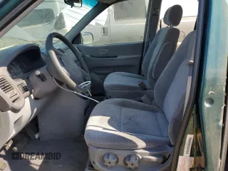 2002 Kia Sedona LX with VIN KNDUP131026325853, listed as a Copart auction lot 65872234 with 114,798 mi miles and Clean Title. Bid and sale history available at carsss.com. Image 7.