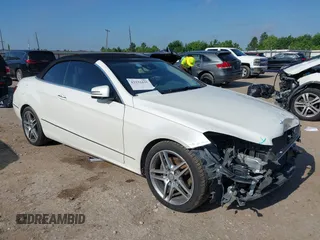 2015 Mercedes-Benz E 400 with VIN WDDKK6FF9FF295869, listed as a IAAI auction lot 42232435 with 79,445 mi miles and . Bid and sale history available at DreamBid. Image 1.