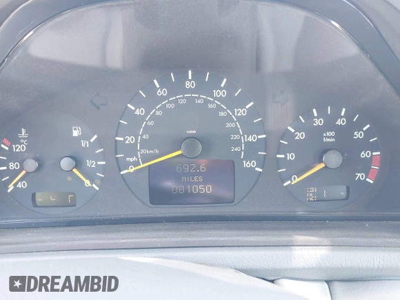 2001 Mercedes-Benz CLK 320/430 with VIN WDBLK65G51T070320, listed as a IAAI auction lot 42001115 with 81,050 mi miles and . Bid and sale history available at carsss.com. Image 7.