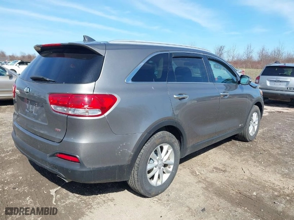 2017 Kia Sorento LX with VIN 5XYPGDA3XHG244089, listed as a IAAI auction lot 41956816 with 79,015 mi miles. Bid and sale history available at carsss.com. Image 4.