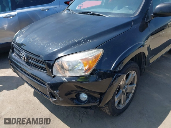2008 Toyota RAV4 Sport with VIN JTMZK32V186015093, listed as a IAAI auction lot 42173719 with 164,475 mi miles and . Bid and sale history available at DreamBid. Image 6.