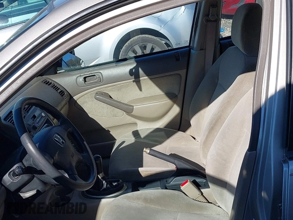 2001 Honda Civic LX with VIN 2HGES15551H616205, listed as a IAAI auction lot 41387088 with 139,155 mi miles. Bid and sale history available at carsss.com. Image 5.