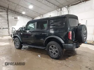 2023 Ford Bronco with VIN 1FMEE5BP1PLB34406, listed as a IAAI auction lot 41270327 with 25,536 mi miles. Bid and sale history available at carsss.com. Image 3.