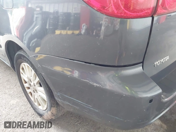 2010 Toyota Sienna XLE with VIN 5TDDK4CC5AS030134, listed as a IAAI auction lot 42522402 with 307,273 mi miles and . Bid and sale history available at DreamBid. Image 6.
