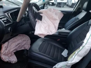 2017 Ford Fusion SE z VIN 3FA6P0HD1HR312200, wystawiony jako Copart lot #82823184 z przebiegiem Nie podano mil oraz Szkoda całkowita • Salvage title. Historia ofert i sprzedaży dostępna na DreamBid. Obrazek 7.
