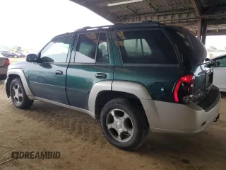 2006 Chevrolet TrailBlazer LS with VIN 1GNDT13S462102479, listed as a Copart auction lot 45715295 with 174,498 mi miles and Clean Title. Bid and sale history available at DreamBid. Image 2.