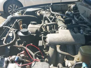 2000 Toyota 4Runner z VIN JT3GM84R6Y0063131, wystawiony jako IAAI lot #43060841 z przebiegiem 304 119 mil mil oraz . Historia ofert i sprzedaży dostępna na DreamBid. Obrazek 18.