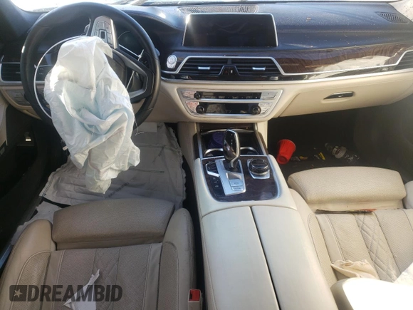 2018 BMW 7 Series ALPINA B7 xDrive with VIN WBA7F2C52JG424933, listed as a Copart auction lot 87302124 with 0 mi miles and Salvage Title. Bid and sale history available at carsss.com. Image 8.