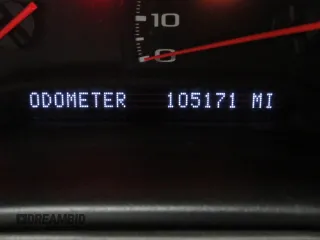 2001 Chevrolet Corvette with VIN 1G1YY22G815109465, listed as a Copart auction lot 81329954 with 105,171 mi miles and Salvage Title. Bid and sale history available at carsss.com. Image 7.
