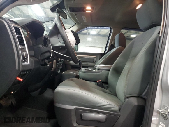2017 Ram 1500 Big Horn z VIN 1C6RR7GT3HS658683, wystawiony jako Copart lot #54151865 z przebiegiem 66 552 mil mil oraz Szkoda całkowita • Salvage title. Historia ofert i sprzedaży dostępna na DreamBid. Obrazek 7.