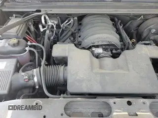 2019 Chevrolet Suburban LT с VIN 1GNSKHKC3KR101791, выставлен на аукционе Copart как лот 55472485 с пробегом 230 209 миль миль и Чистый • Clean title. История ставок и продаж доступна на DreamBid. Изображение 14.