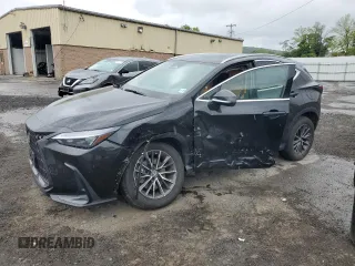 2022 Lexus NX 250 z VIN 2T2ADCEZ9NC001870, wystawiony jako Copart lot #57661155 z przebiegiem 6 766 mil mil oraz Szkoda całkowita • Salvage title. Historia ofert i sprzedaży dostępna na DreamBid. Obrazek 1.