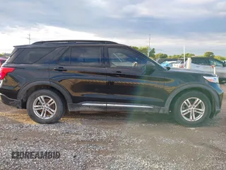 2020 Ford Explorer XLT z VIN 1FMSK7DH5LGC28692, wystawiony jako IAAI lot #42348778 z przebiegiem 107 782 mil mil oraz . Historia ofert i sprzedaży dostępna na DreamBid. Obrazek 12.